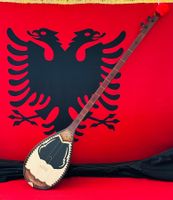 Albanisches Musikinstrument Qifteli