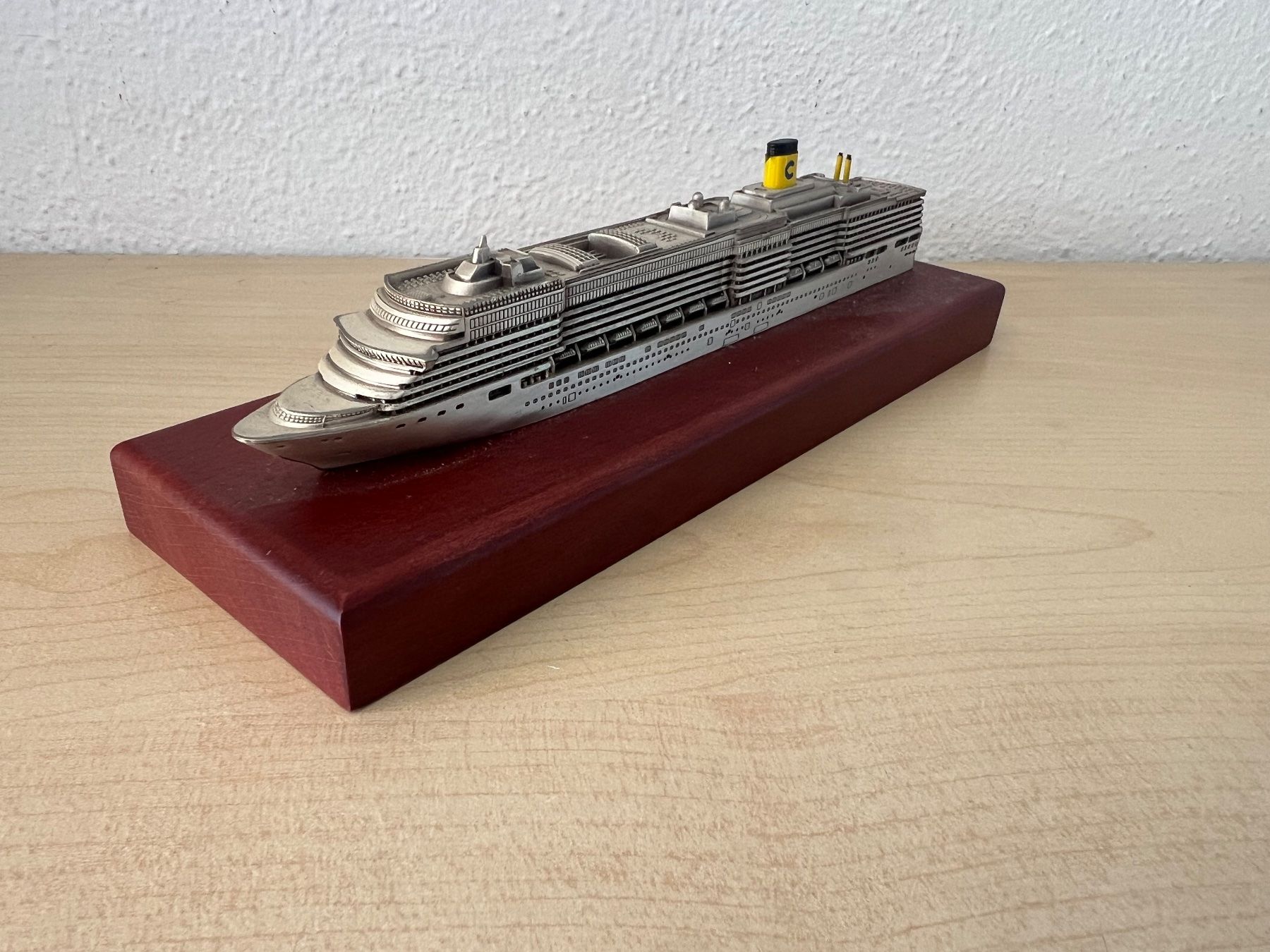 Kit di modellismo & Modellini statici: Modellschiff Costa Deliziosa – Nuovo (secondo la descrizione) da frauenfeld venduto da tia01 2