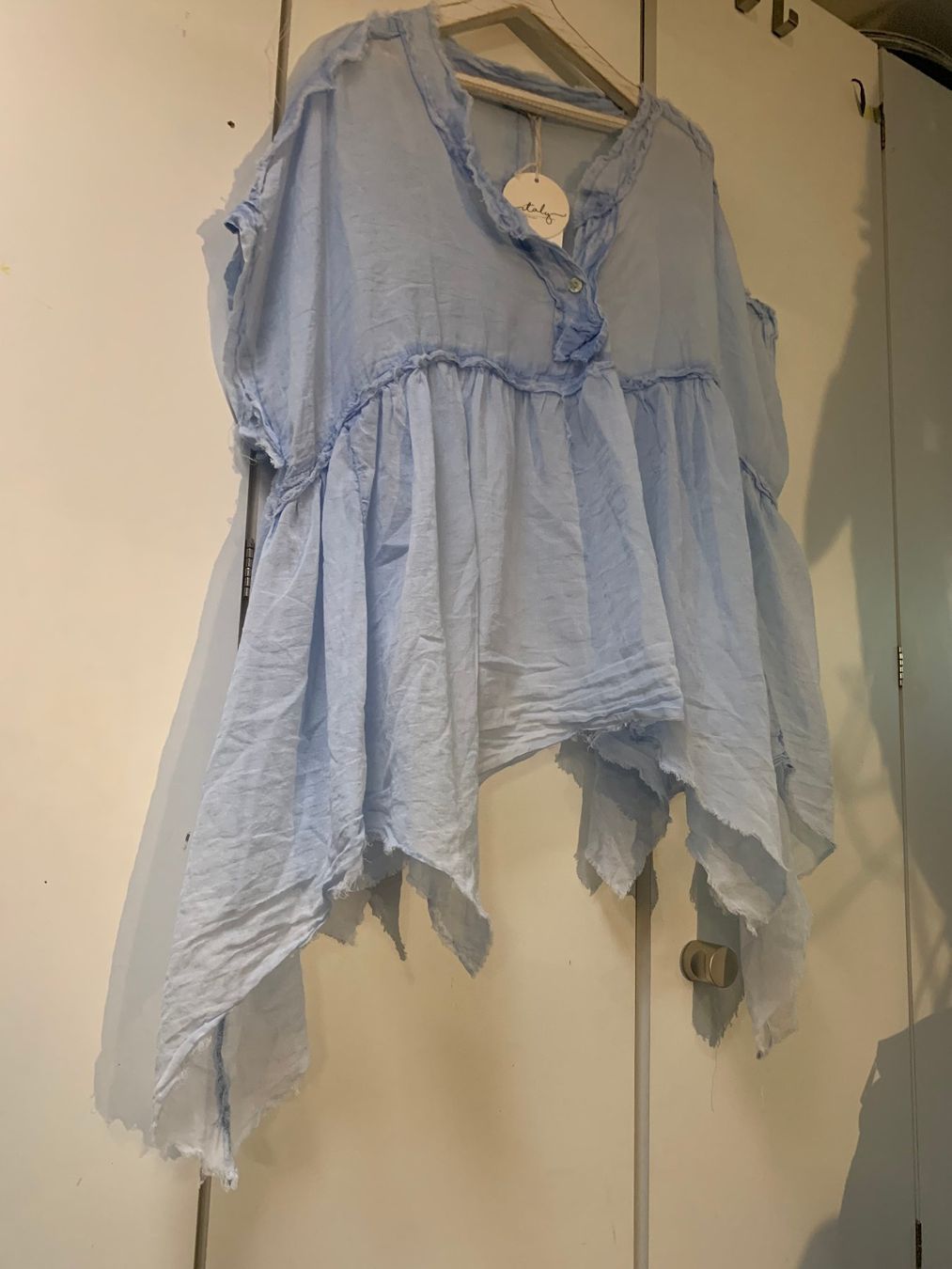 Tuniques: Damen Tunika hellblau weiter Schnitt, neu, onesize 42-48 – Neuf (Voir description) à St. Gallen par Miousch 1