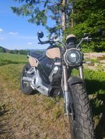 Super Soco TC Max Roadster