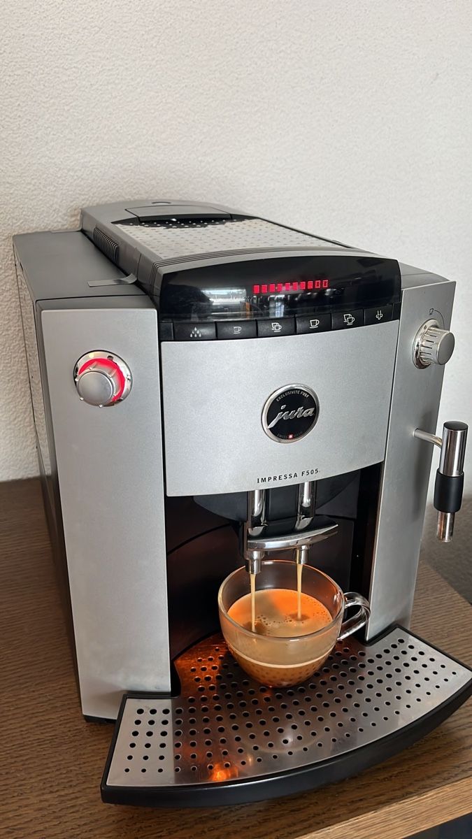 Jura Macchine per caffè & Macchine per espresso: Jura F505 – Usato da Root venduto da HHParts 1