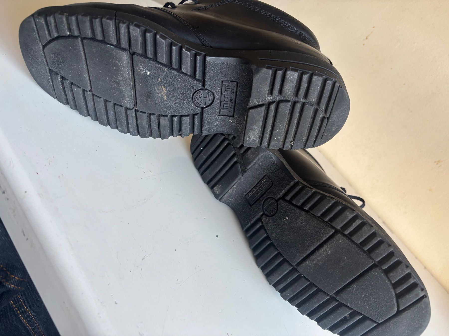 Timberland Scarpe da uomo: Chaussures Timberland Leather – Usato da Lausanne venduto da ali_eddine 3