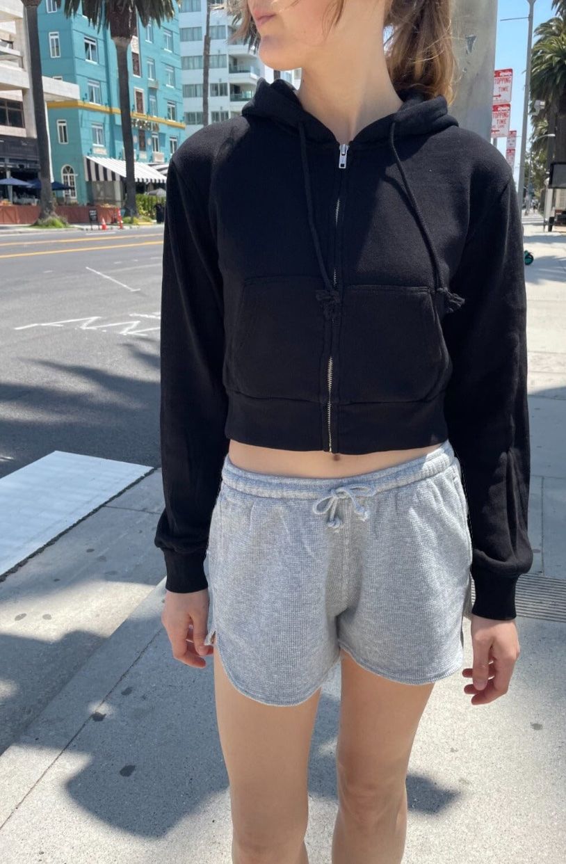 Brandy Melville Giacche: Brandy Melville Zipper onesize – Usato da Hergiswil NW venduto da Leonie_6052 1