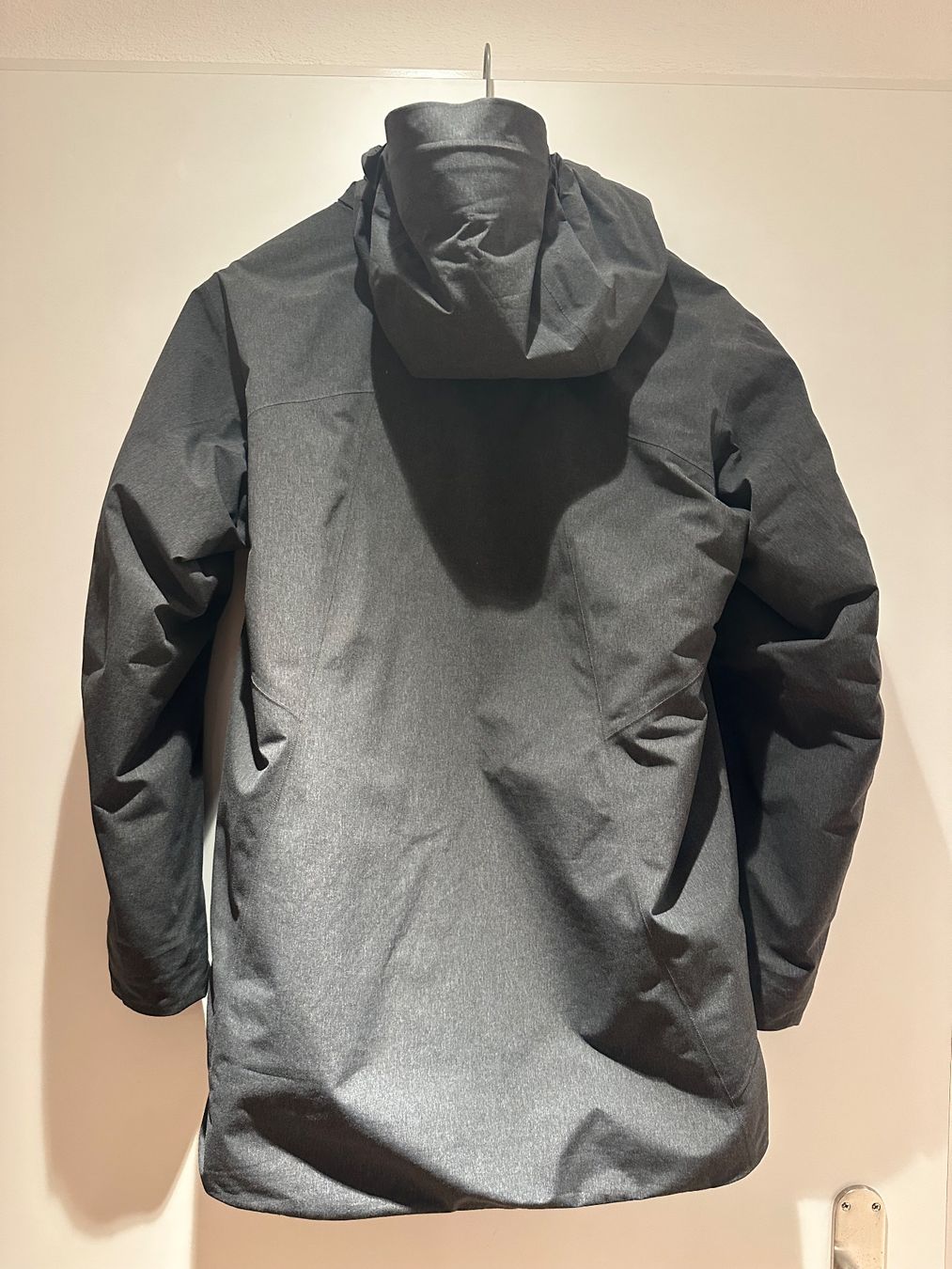 Arcteryx Giacche: ARC'TERYX - Radsten Parka – Usato da Luzern venduto da Linebaker 1
