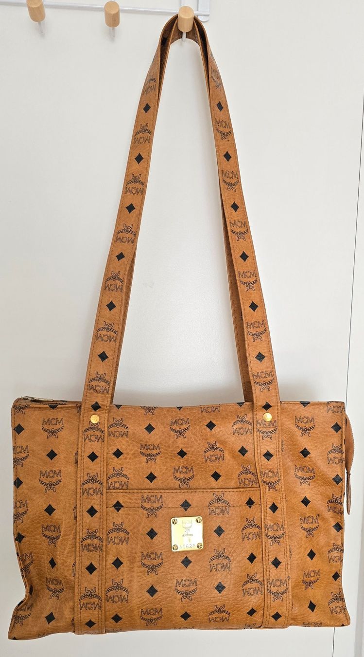 Mcm Sacs femmes: MCM Shopper Medium Heritage Cognac Canvas – D'occasion à Niederteufen par Mira_72 4