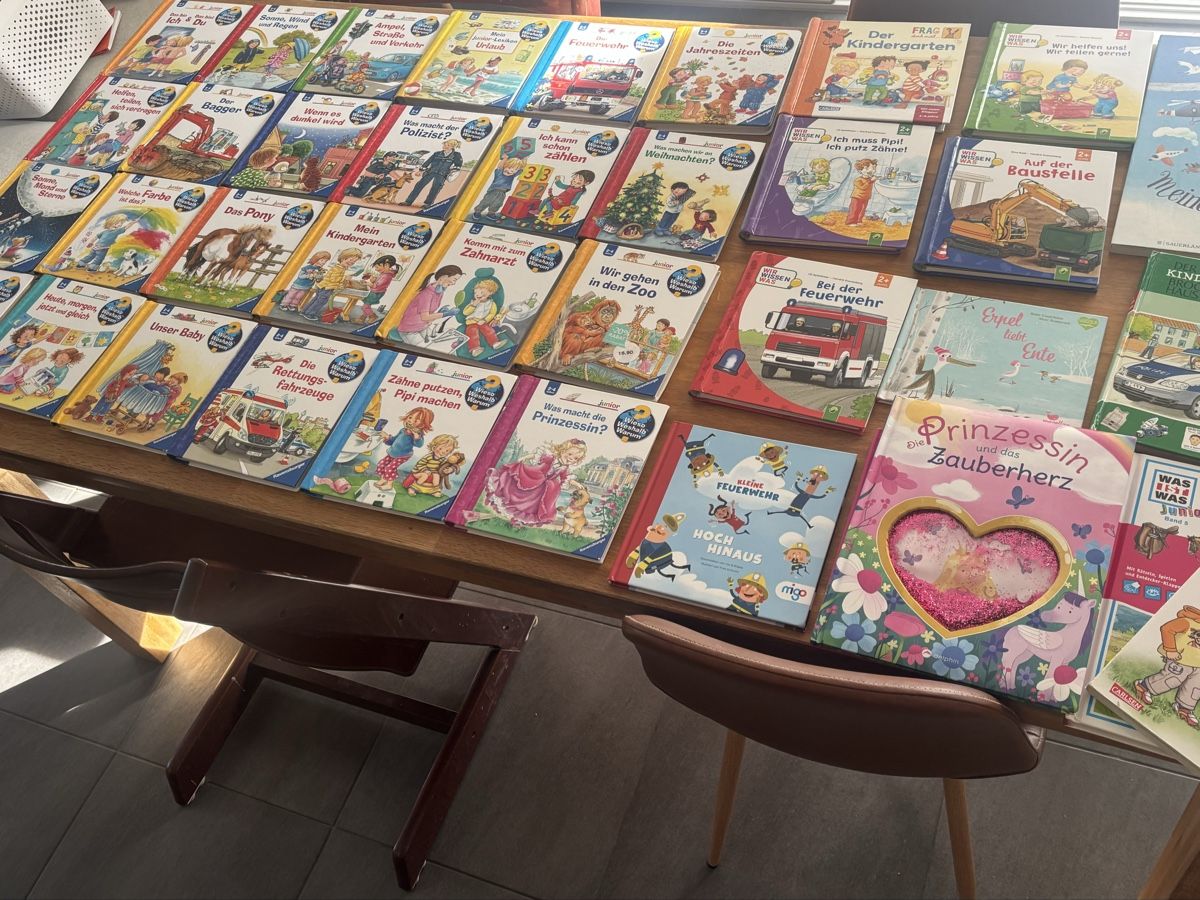 Bücher: Kinderbuch Kollektion Junior 24 Stk usw. – Gebraucht aus Lyss von SiMa2013 3