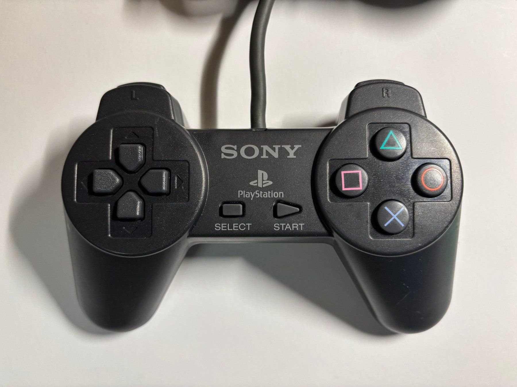 Sony Manettes: PS1 - Controller – D'occasion à Allschwil par Bullach
