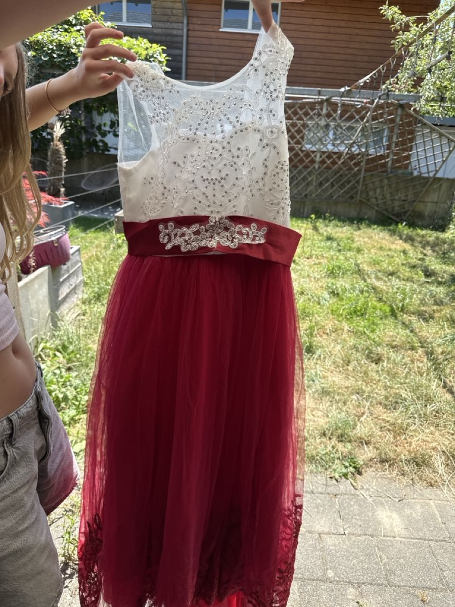 Vestiti & Gonne: Ballkleid  – Nuovo (secondo la descrizione) da Kaufdorf venduto da nadine_bufe