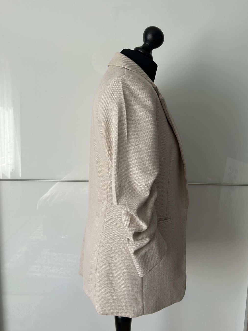 H&M Jacken: Blazer mit gerafften Ärmeln – Gebraucht aus Riedholz von rebeccas 1