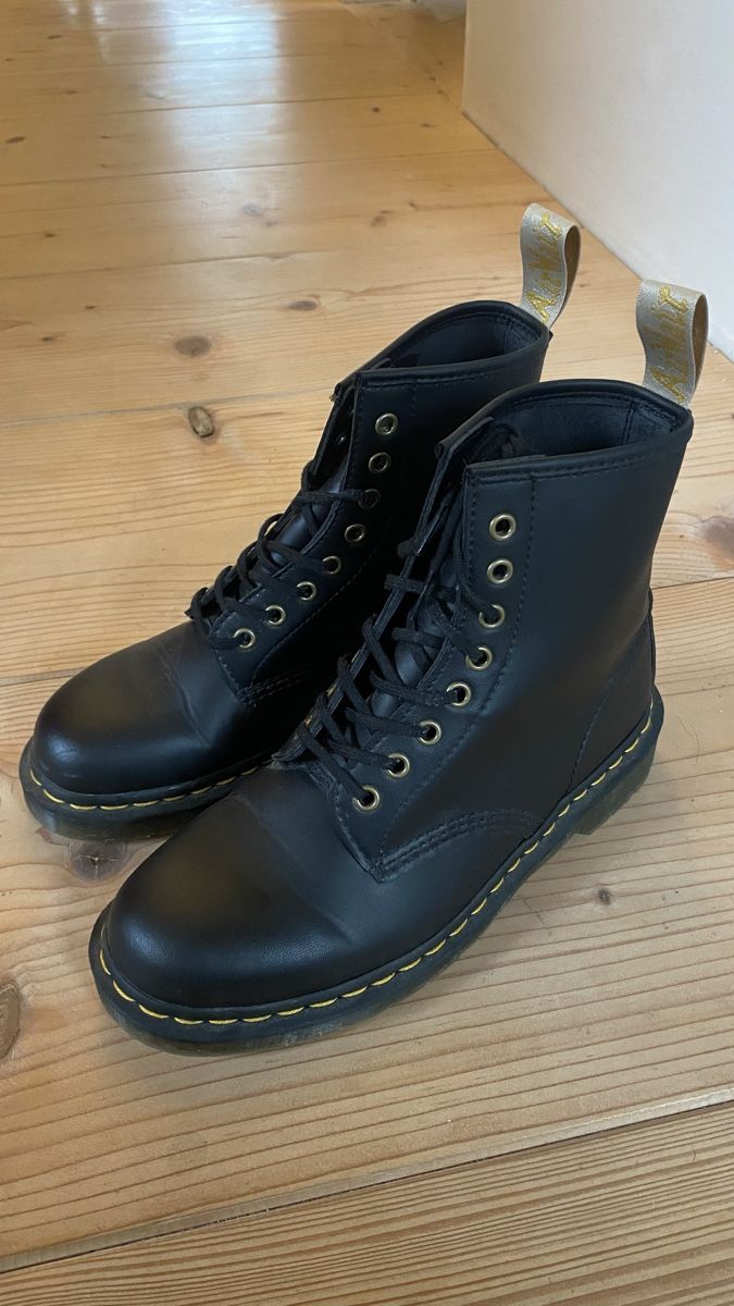 Dr. Martens Scarpe da donna: Dr. Martens vegan Grösse 40 – Nuovo (secondo la descrizione) da Uezwil venduto da wer_5qf7 1