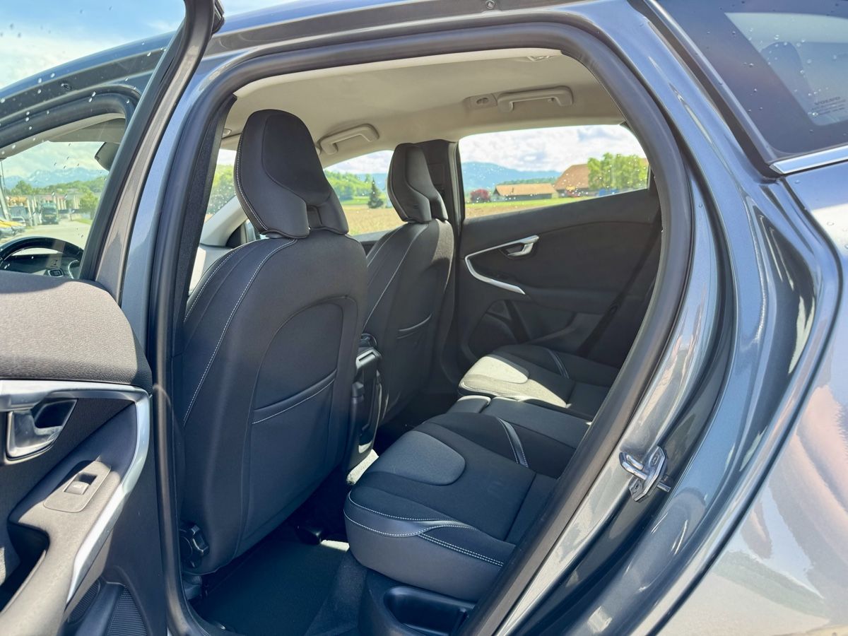 Volvo Autos: Volvo V40 D3 – Gebraucht aus Bösingen von patrick.r.k 6