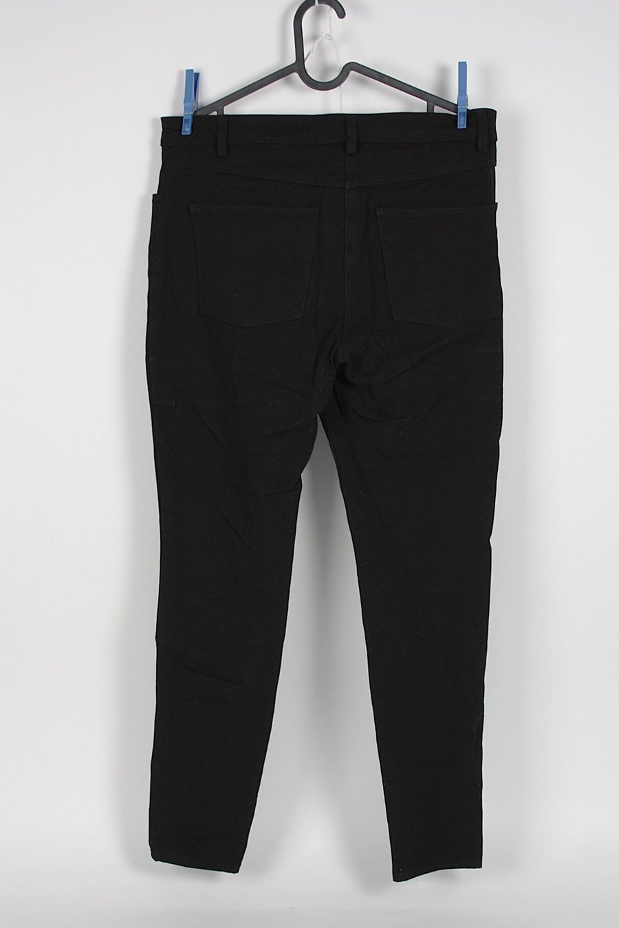 H&M Jeans: H&M Jeans schwarz Gr. 40 – Usato da Zollikofen venduto da Restwert_Zollikofen 1