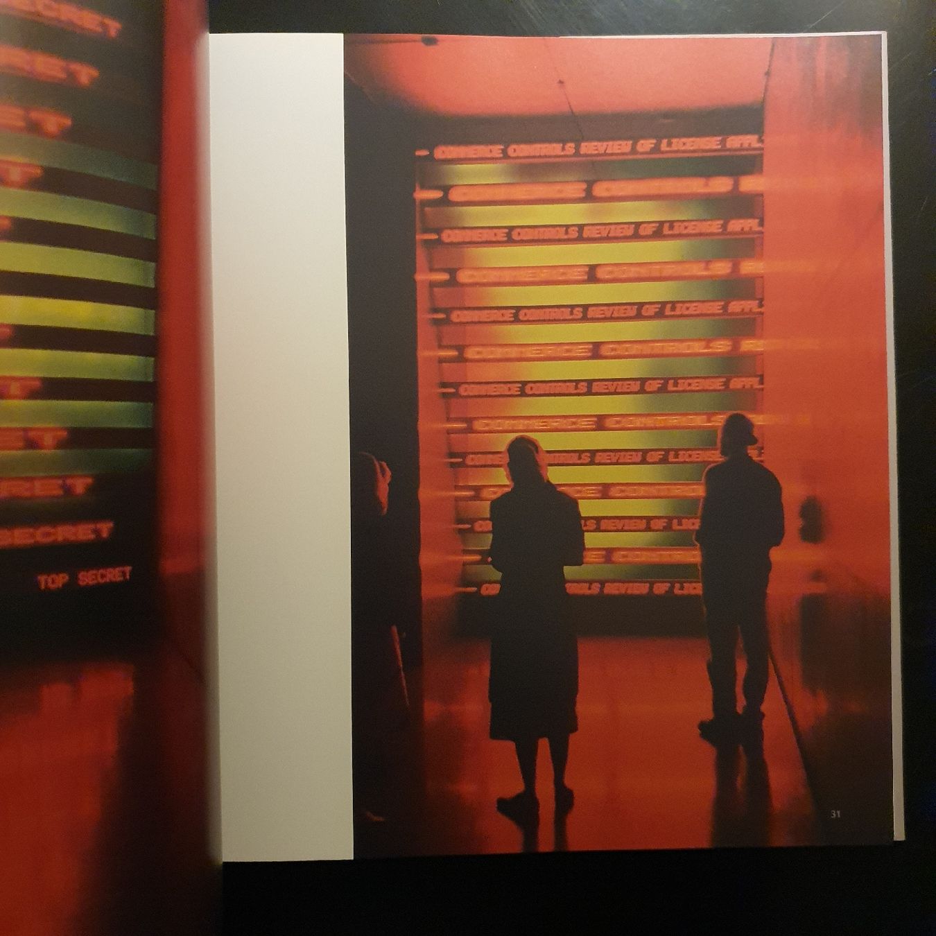 Libri: Jenny Holzer: Truth Before Power - Hardcover – Usato da Zürich venduto da TimZurich1 5