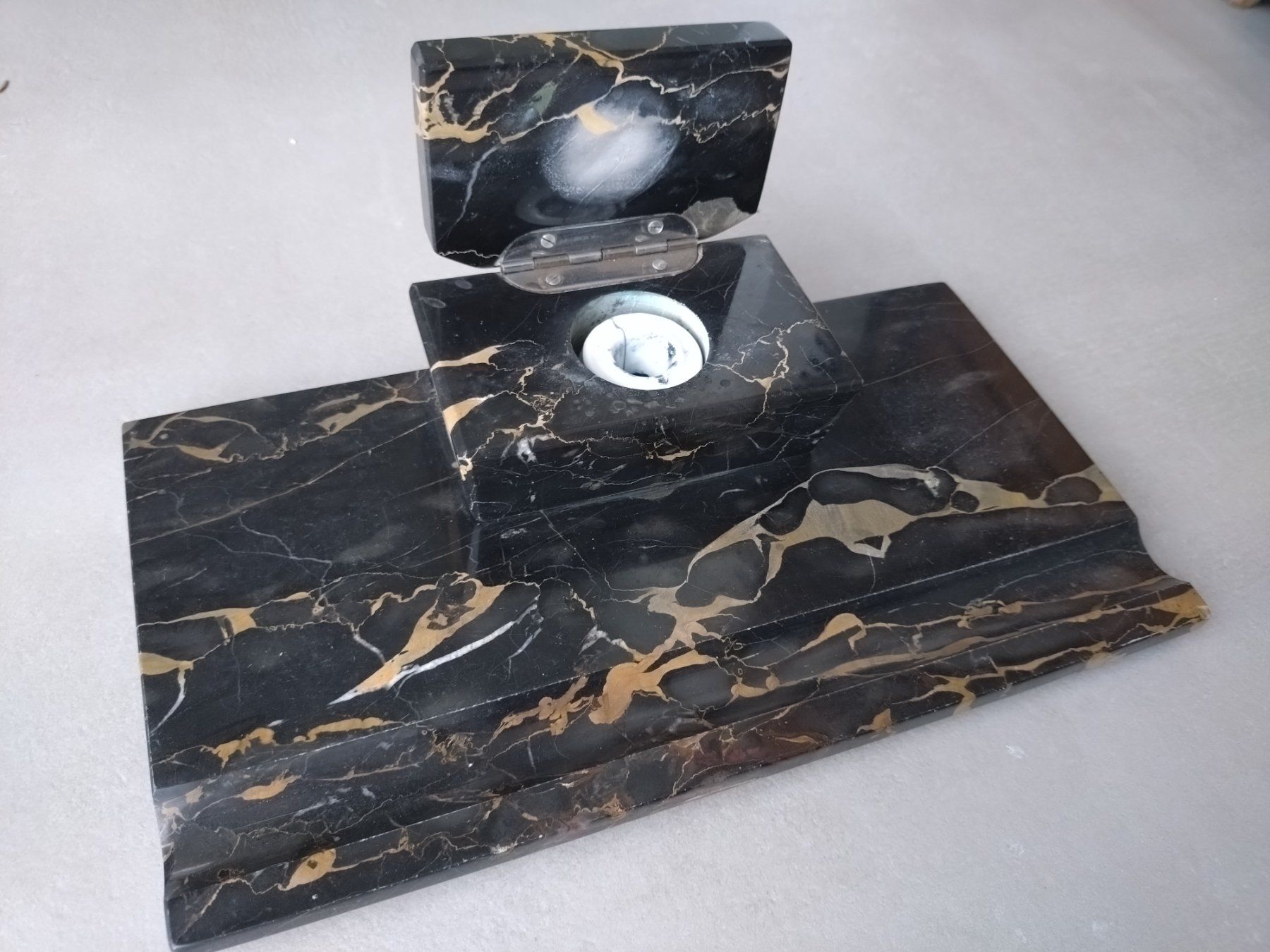 Altro in Antiquarato & Arte: Marmor Tintenfass Schreibtisch Ablage – Usato da Kilchberg ZH venduto da Sho5000 2