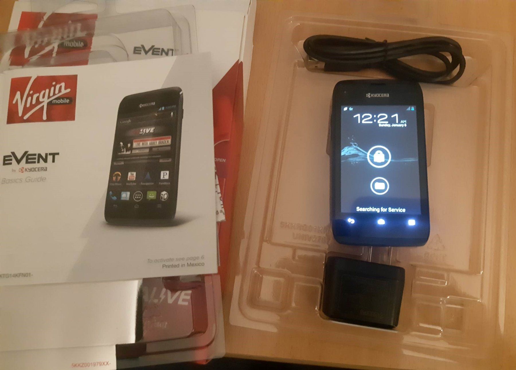 Telefoni cellulari / Smartphones: Handy Virgin Mobile Live – Nuovo e nell'imballaggio originale da Dulliken venduto da Airliner2 4