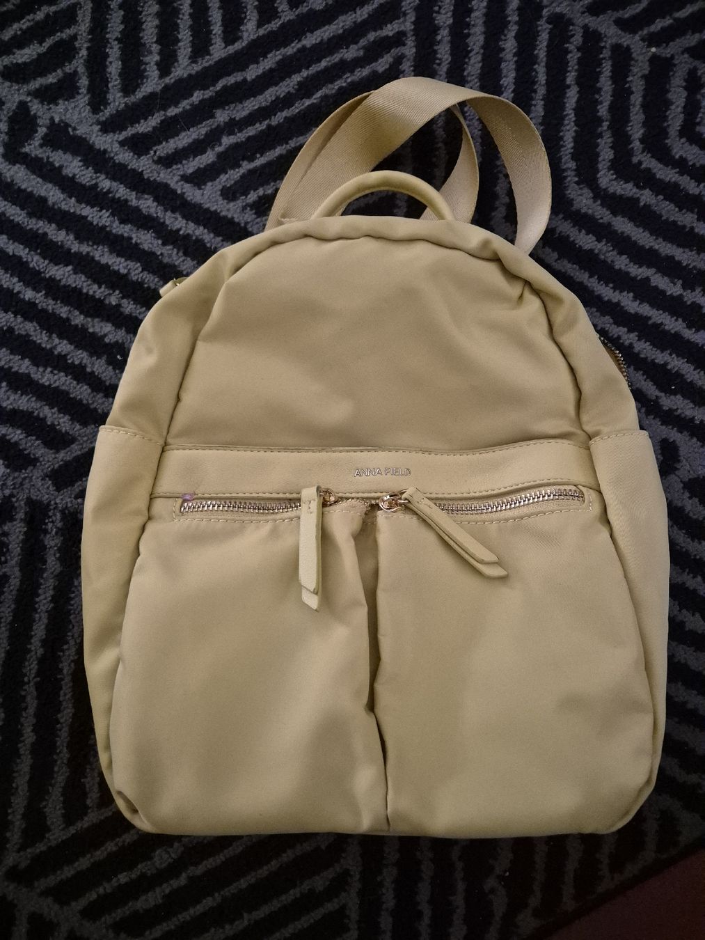 Anna Field Sacs à dos: Kleiner Rücksack, Anna Field, gelb – D'occasion à Pfungen par Sonnestern