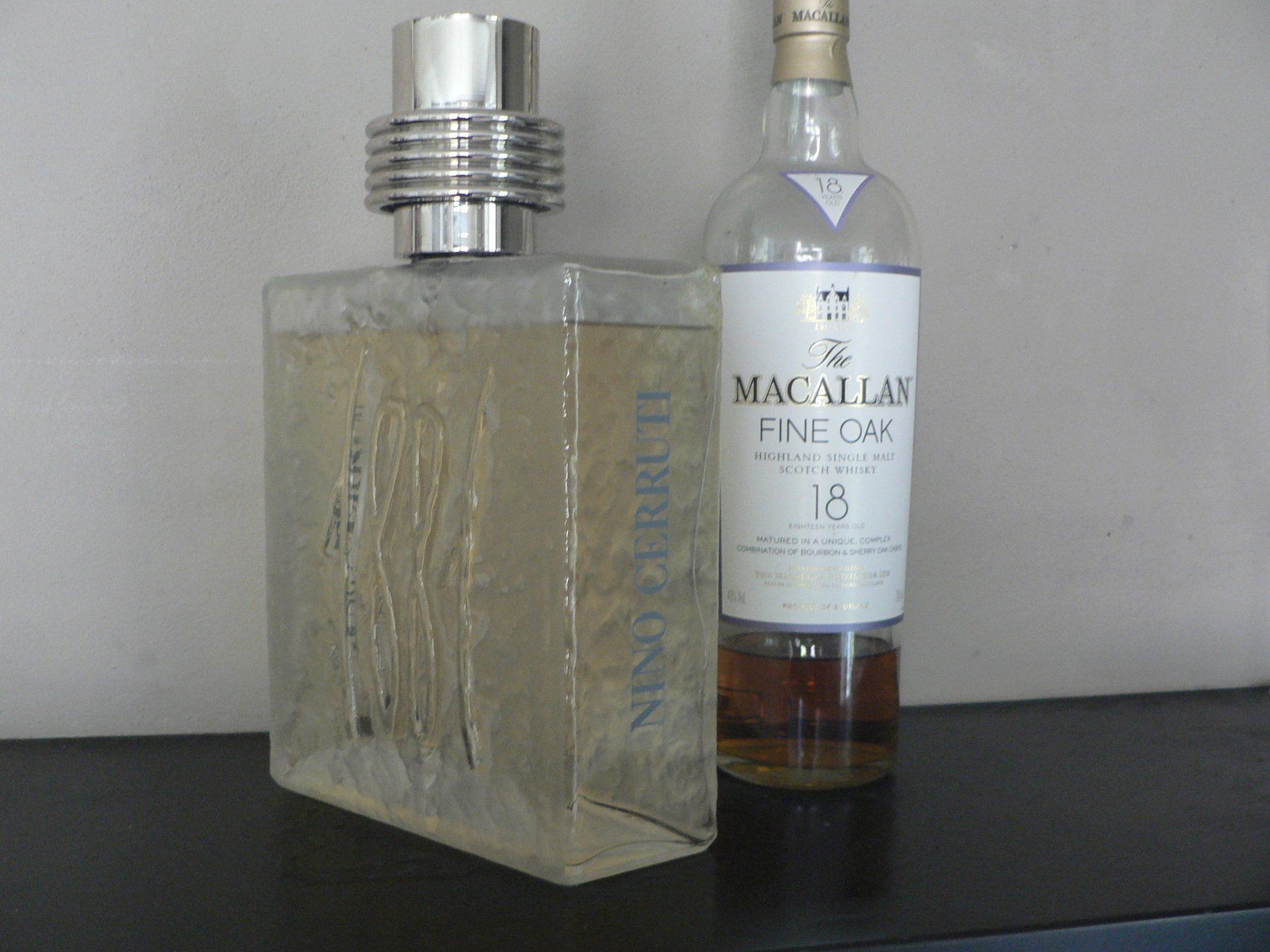Flaconi: Sehr grosse Cerruti Parfumflasche – Usato da Uerikon venduto da Kdp529 7