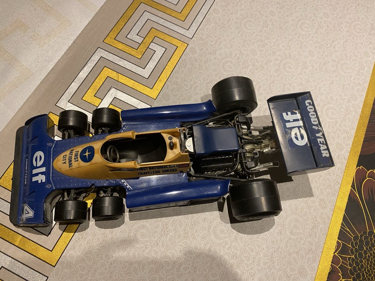 Tyrrell Modellini d'auto: Bburago tyrrell 1/14 – Usato da St. Margrethen SG venduto da Alfista_159 3