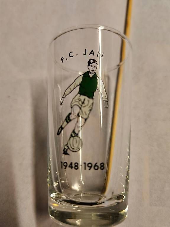 Bicchieri: 2 verres collector – Usato da St-Barthélemy VD venduto da meal83 1