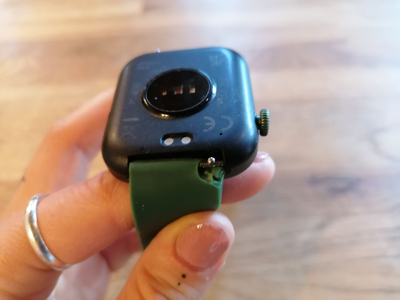 Smartwatch: Reflex Active Series 40 Smartwatch - Grün – Usato da Leuk-Stadt venduto da See_Lin 2