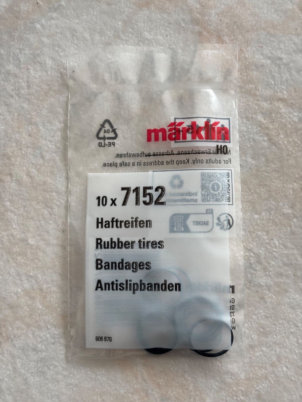Märklin Modellini di ferrovie: Marklin 7152 Haftreifen 10 St. – Nuovo e nell'imballaggio originale da Hauterive NE venduto da eriamch