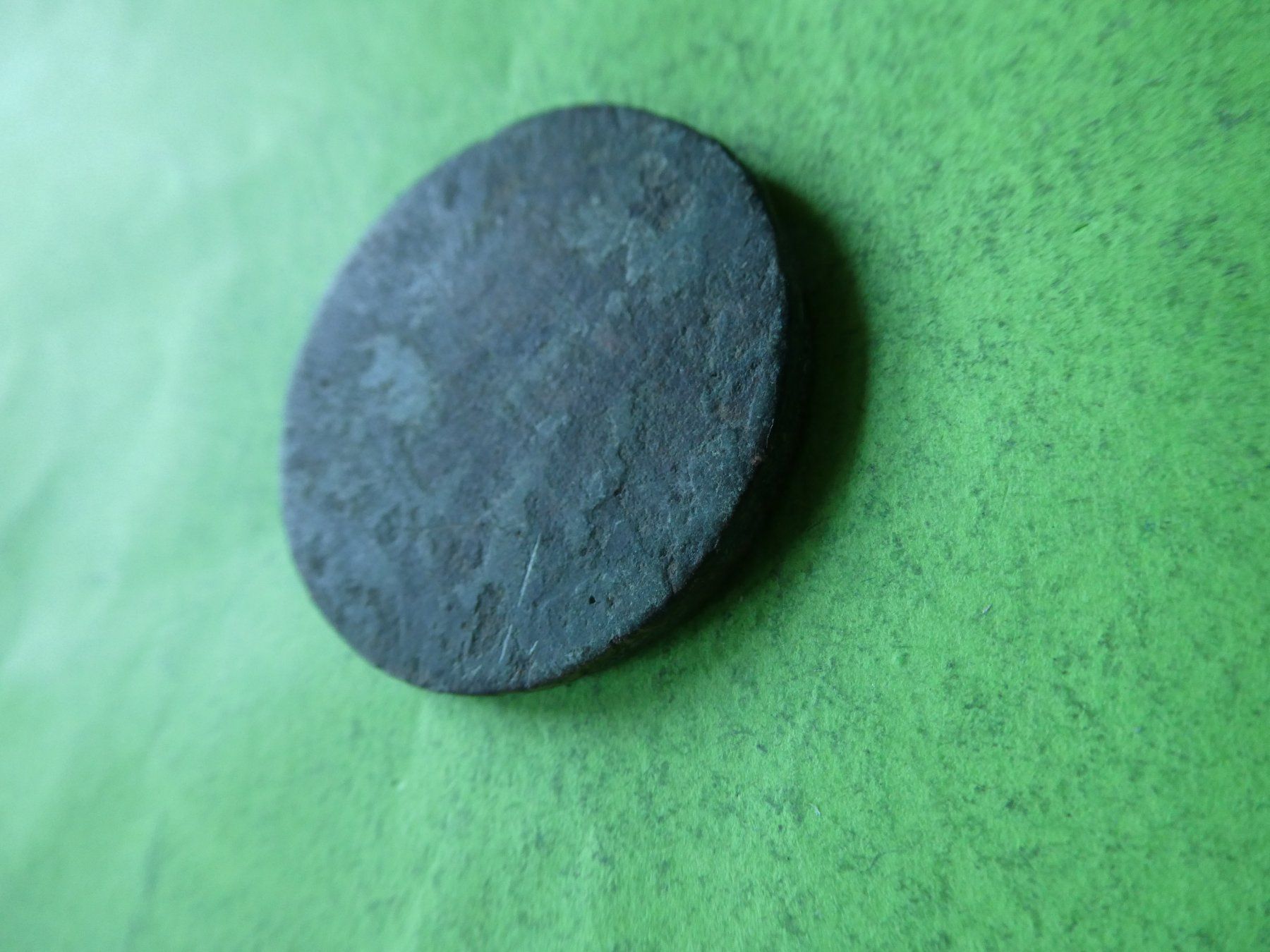 Tutti le monete: uralte grosse Bronzemünze   33 mm     21.36 g – Usato da Hinterforst venduto da Rohusri 1