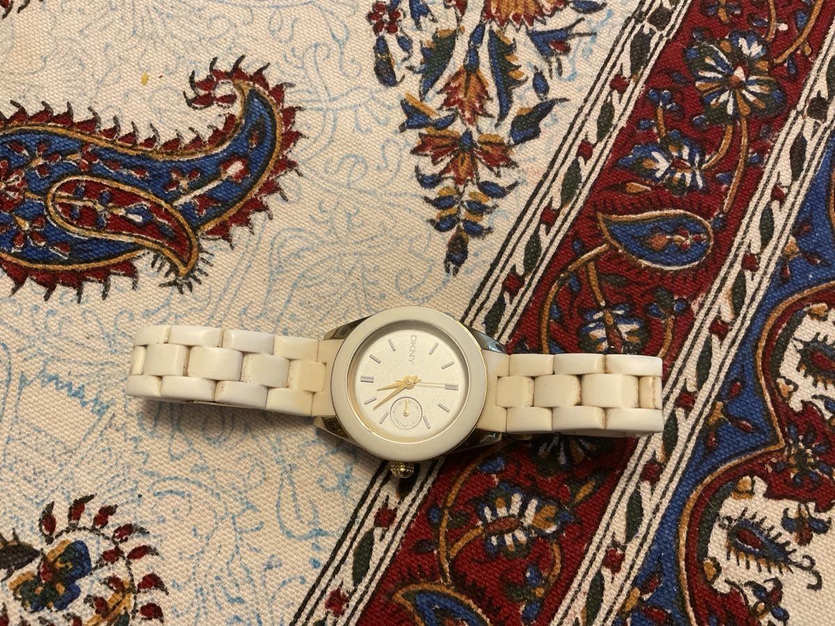 DKNY Uhren: Uhr DKNY – Gebraucht aus schüpfen von Tschoelli 1