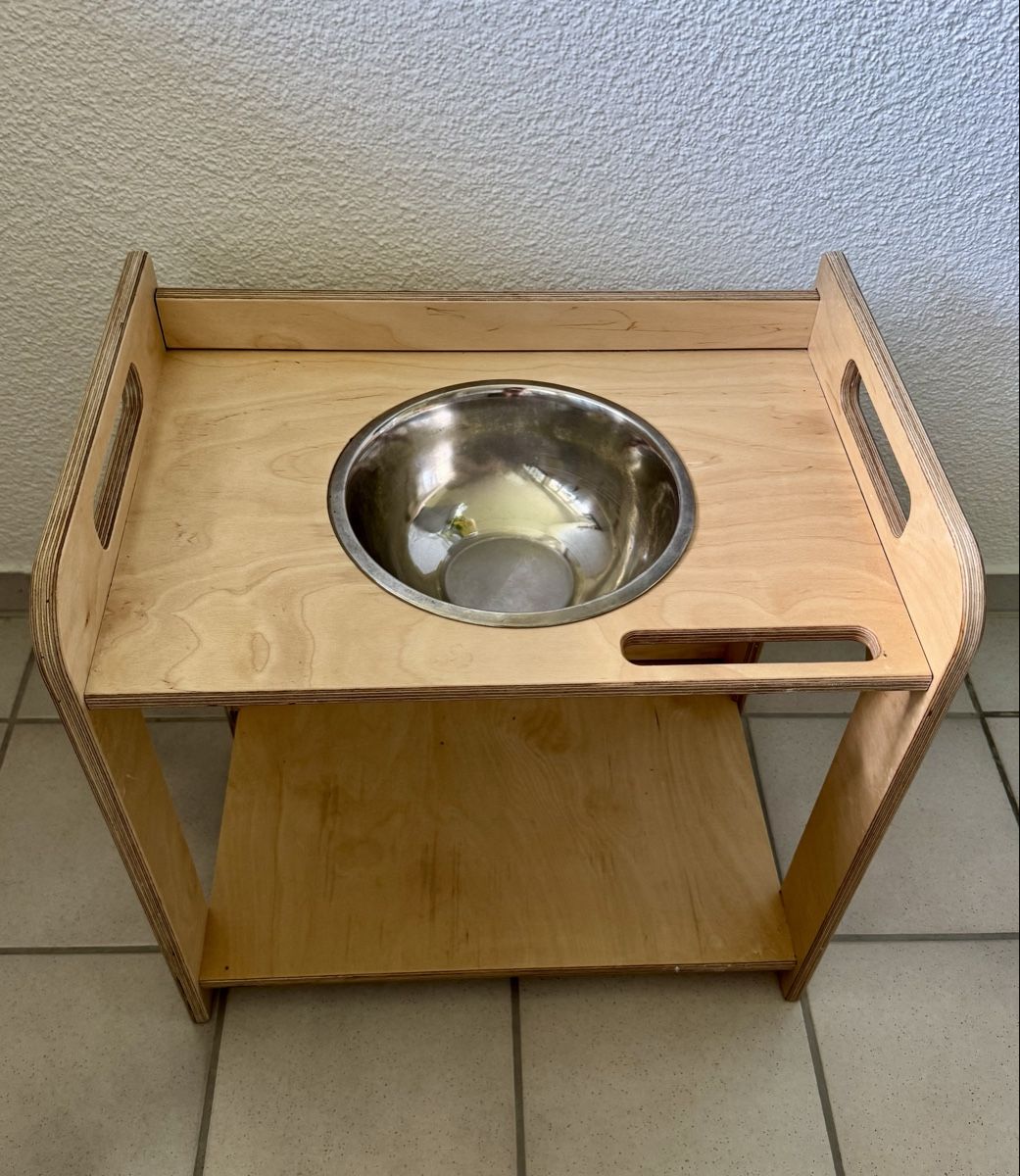 Giocattoli: Montessori Waschtisch aus Holz – Usato da Neftenbach venduto da Nici355 1
