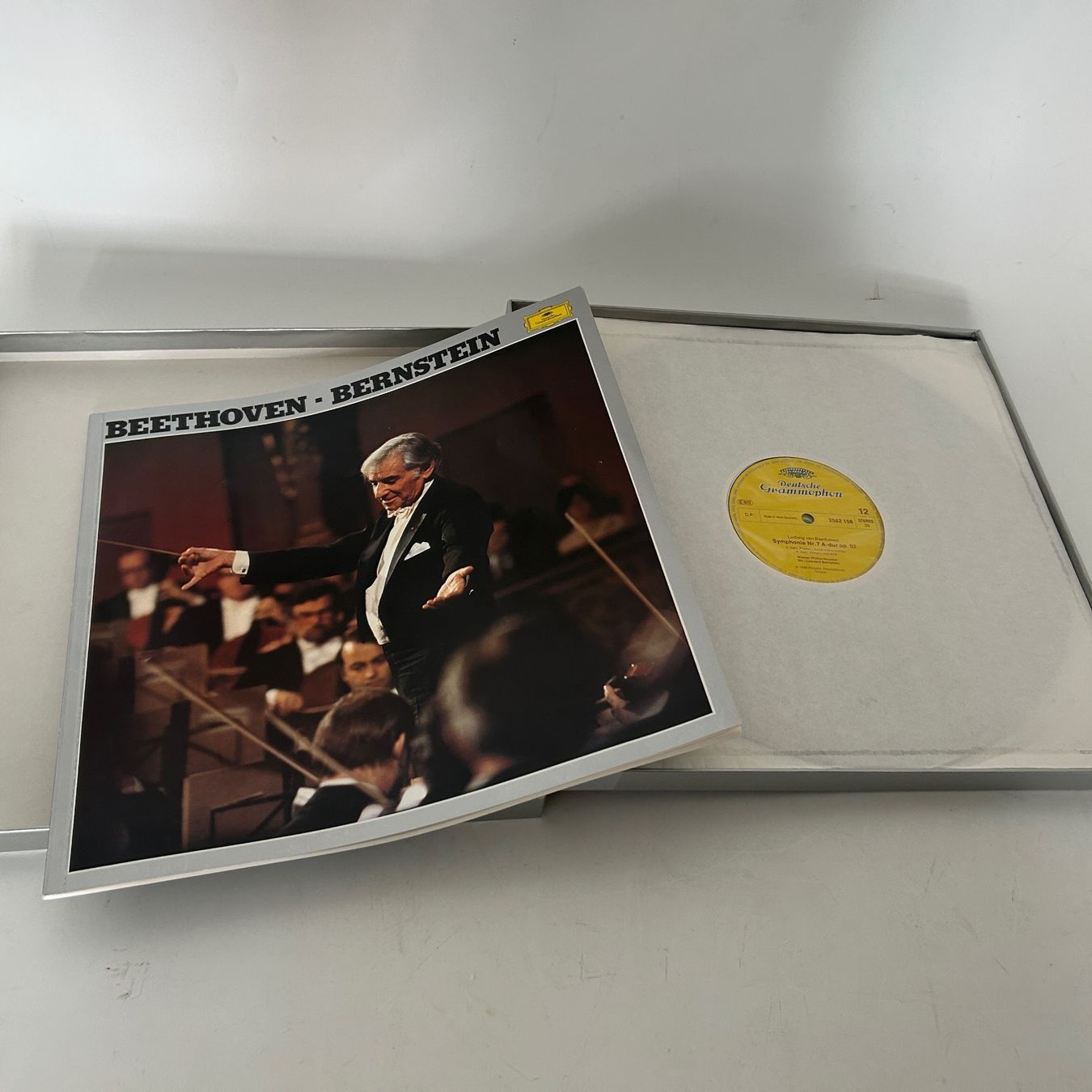 Dischi in vinile: Beethoven - Bernstein, 9 Symphonien / 8  LPs Doppelseitig – Usato da Rheineck venduto da emma.gut 6