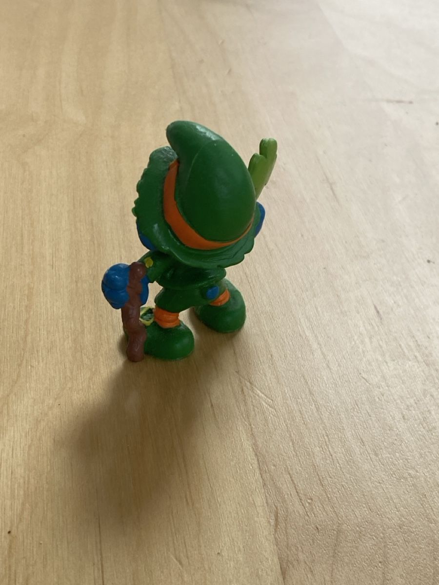 Statuette: St Patricks Schlumpf – Usato da Tuggen venduto da Haribo3000 1