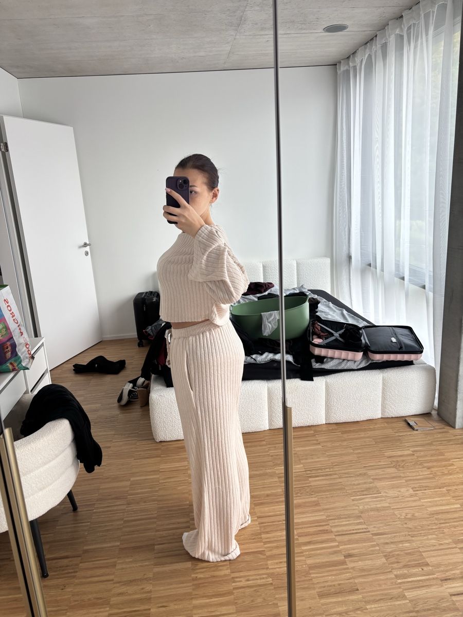 Shein Lotti di vestiti: Beige Zweiteiler – Usato da Rudolfstetten venduto da alisa99 1
