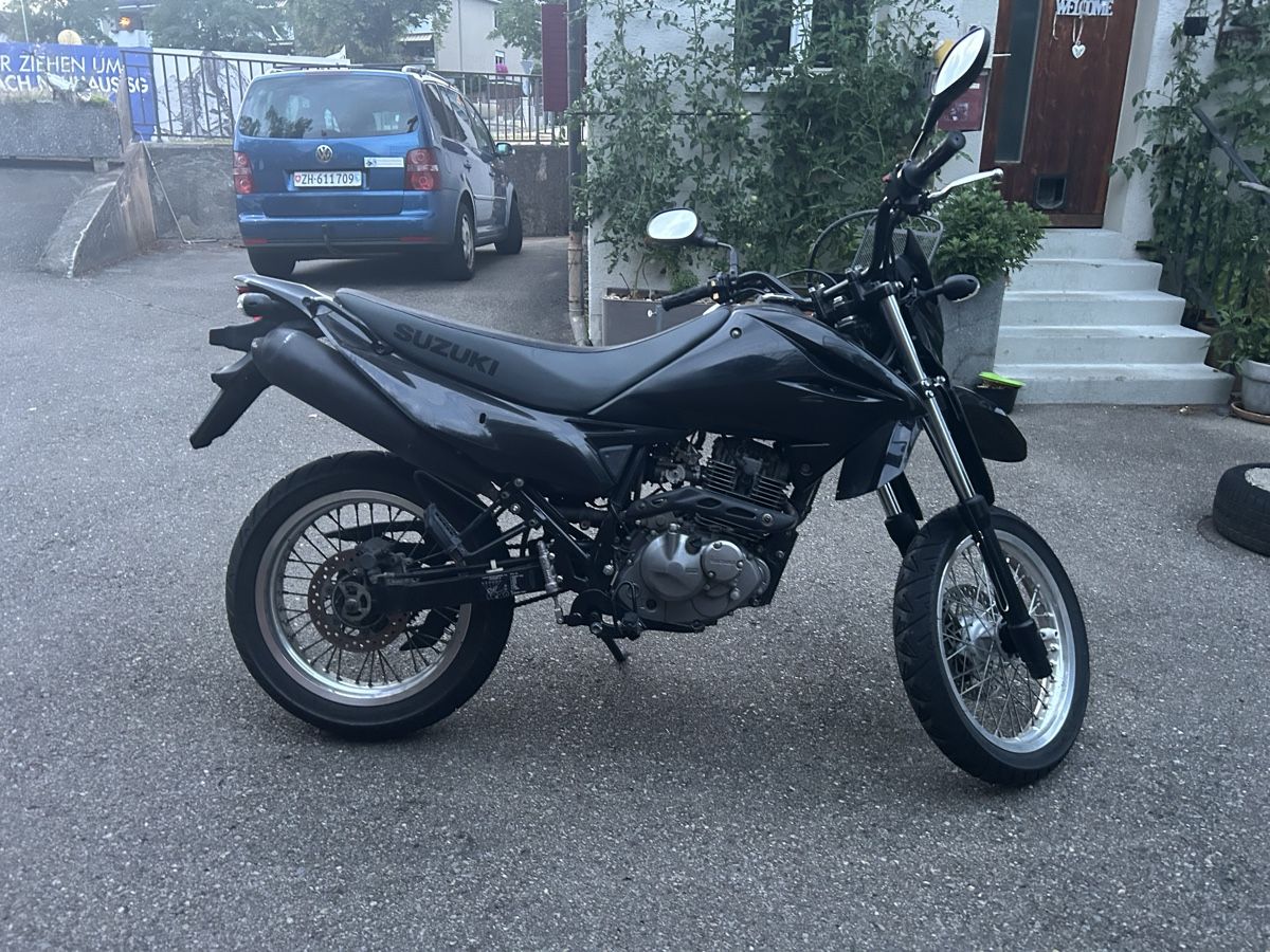 Suzuki Strada: Suzuki DR 125 SM – Usato da Hinwil venduto da Leeonie_sch 1