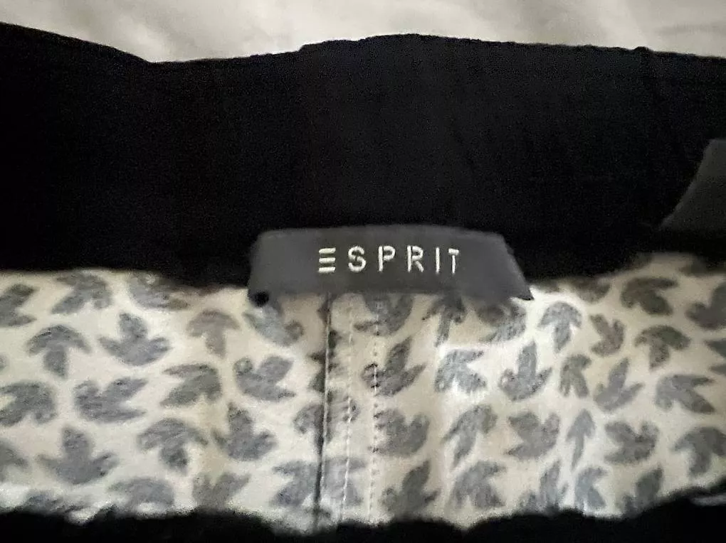 Pantaloni: Esprit Hose – Usato da Schnottwil venduto da pacha08 1