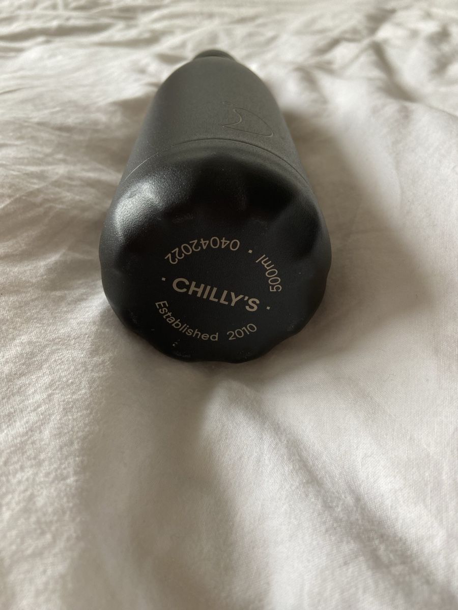 Chilly’s Trinkflaschen & Thermosflaschen: Trinkflasche Chilly's schwarz 500 ml – Neu (gemäss Beschreibung) aus Spiegel b. Bern von pre1ovedthreads 2