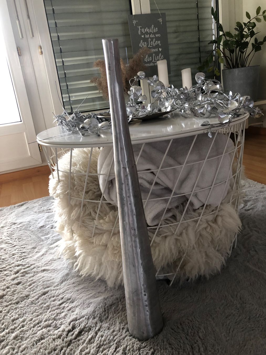 Alle Dekorationen: Silber Deko Set, Weihnachten, inkl.Vase – Gebraucht aus Veltheim AG von Beazam 1