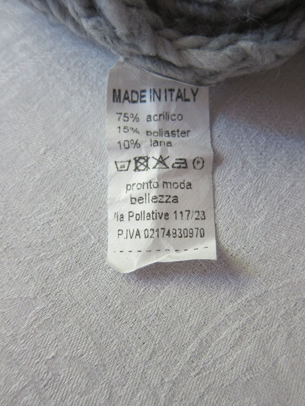 Pullover & Sweatshirts: Pulli hellgrau mit Muster, Top Zustand! – Neu (gemäss Beschreibung) aus Zürich von Italia58 3