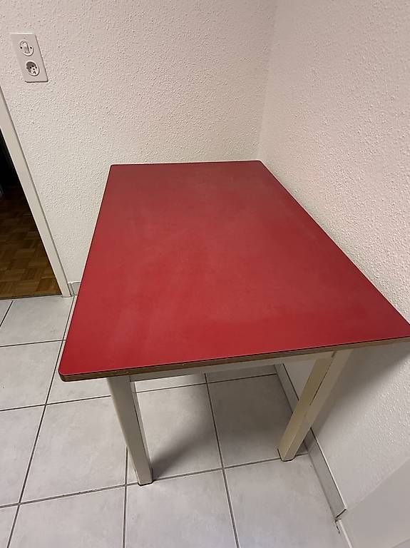 Tavoli: Vintage mid-century red kitchen table – Usato da Zürich venduto da Monopoly92 2