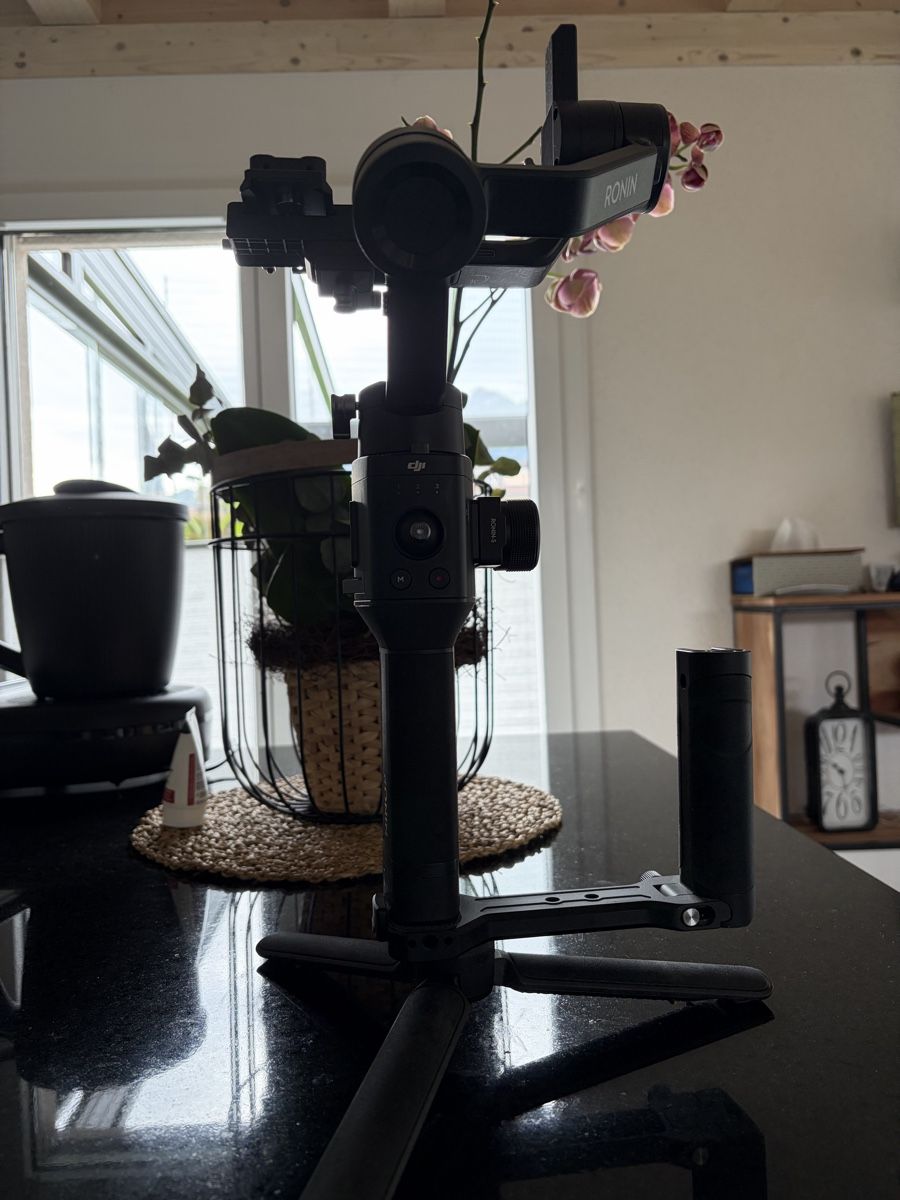 DJI Videocamere: Dji Ronin Sc + Focus Wheel +Smallrig Griff – Usato da Blumenstein venduto da Sovjknnmll 1