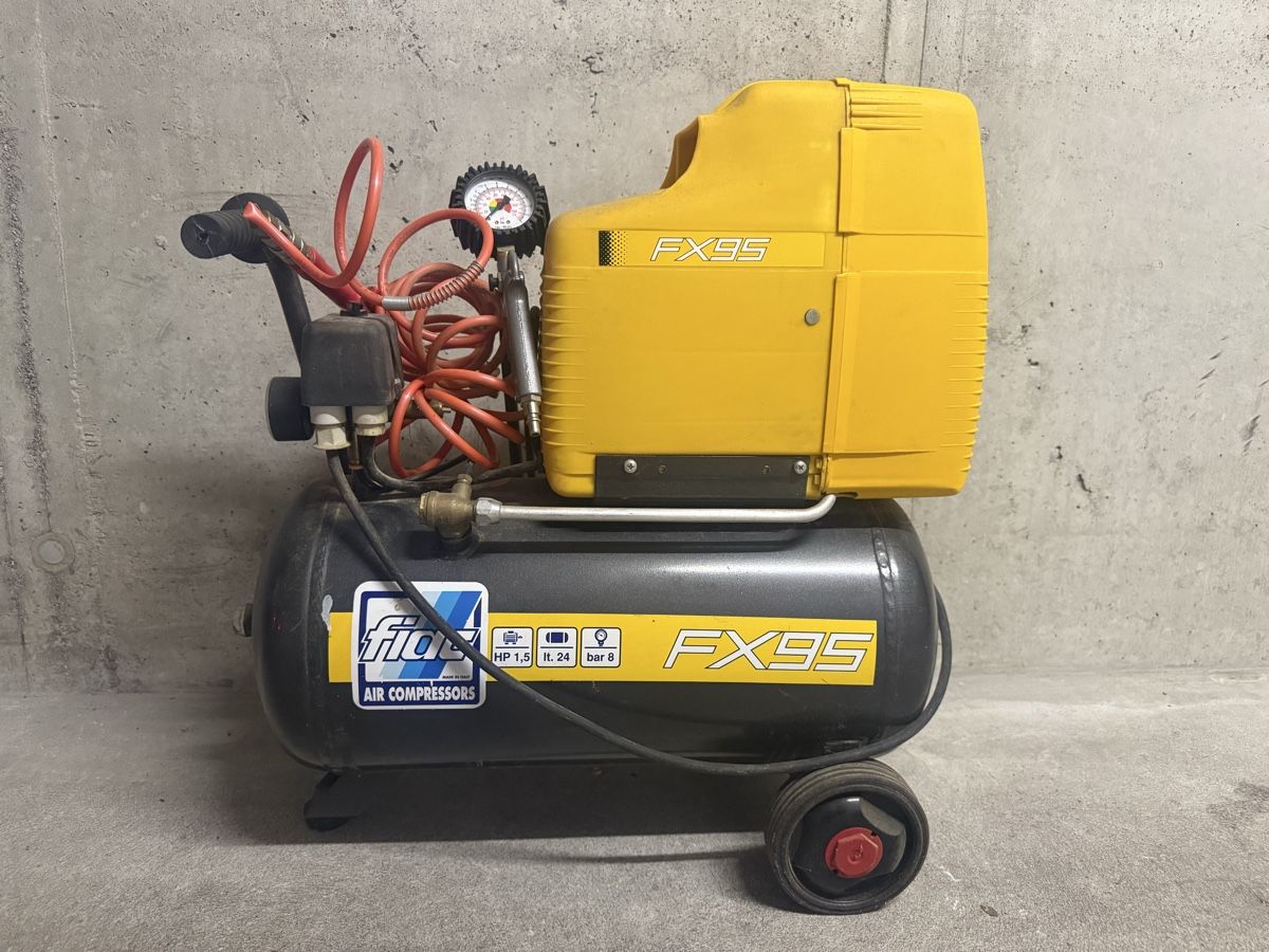 Compressori: FIAC FX95 Luftkompressor 24 L – Usato da Steinmaur venduto da Bal-Rajmi1