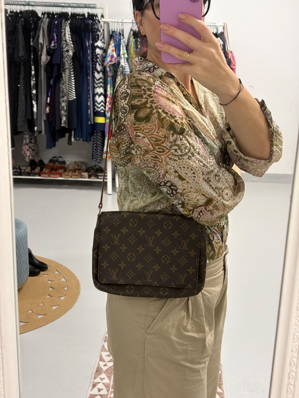 Louis Vuitton Taschen für Damen: Louis Vuitton Monogram Musette Tango Tasche braun – Neu (gemäss Beschreibung) aus Regensdorf von secondchancefashion 8