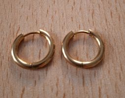 Kleine Creolen Ohrringe (Modeschmuck)