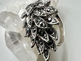 Vintage Statement Ring mit funkelnden Markasiten, versilbert