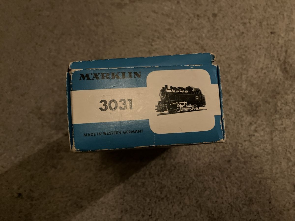 Märklin Modelleisenbahnen: Märklin Tenderlokomotive 3031 – Defekt aus Baden von Hikaruu 1