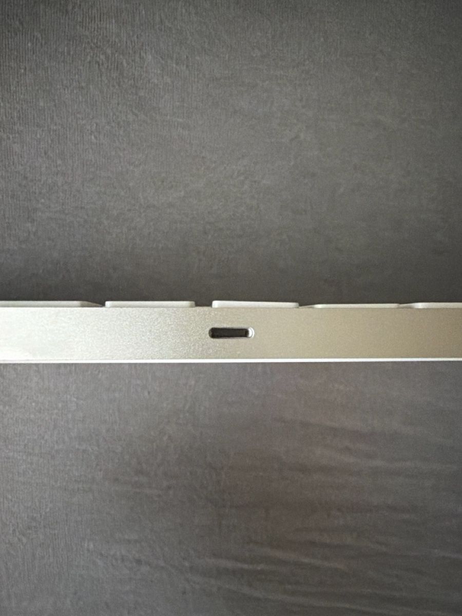 Apple Claviers: Apple Magic Keyboard – Neuf (Voir description) à Turbenthal par Engel024 2