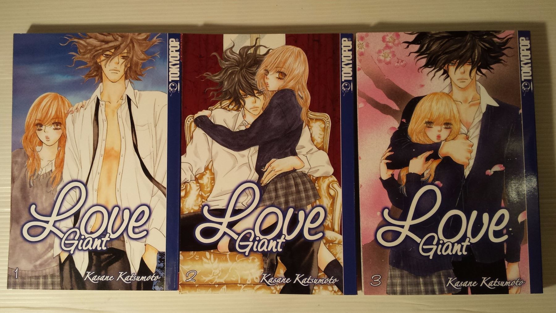 Fumetti: Love Giant 1 bis 3 - Manga – Usato da Münchenstein venduto da vitalfit