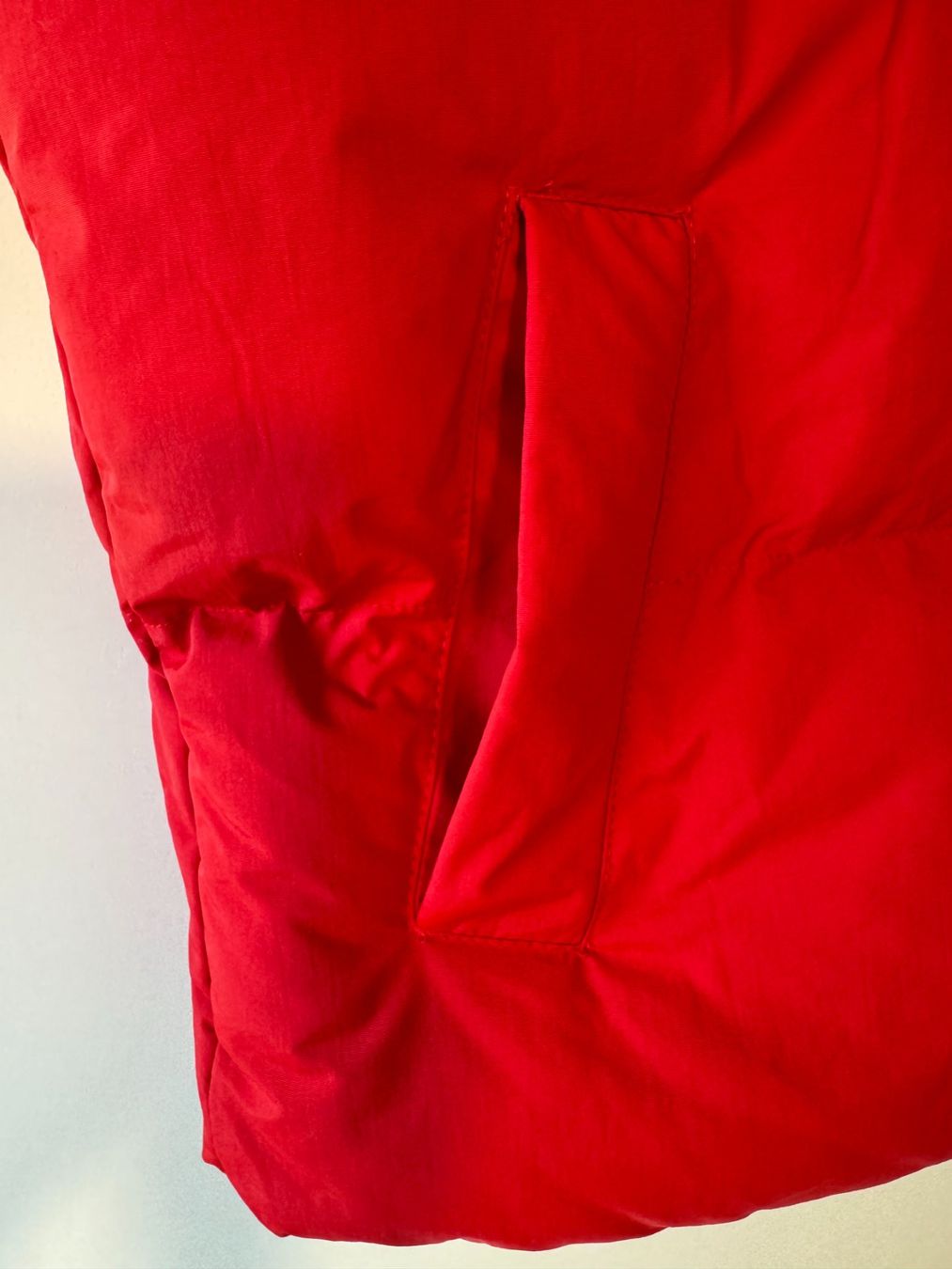 Gilet & Giacche: Gilet KANI rot,  Gr. L,  **NEU** – Nuovo (secondo la descrizione) da Siebnen venduto da Trans-Am 2
