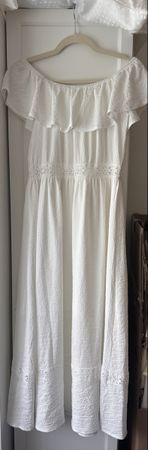 Weisses romantisches Sommerkleid