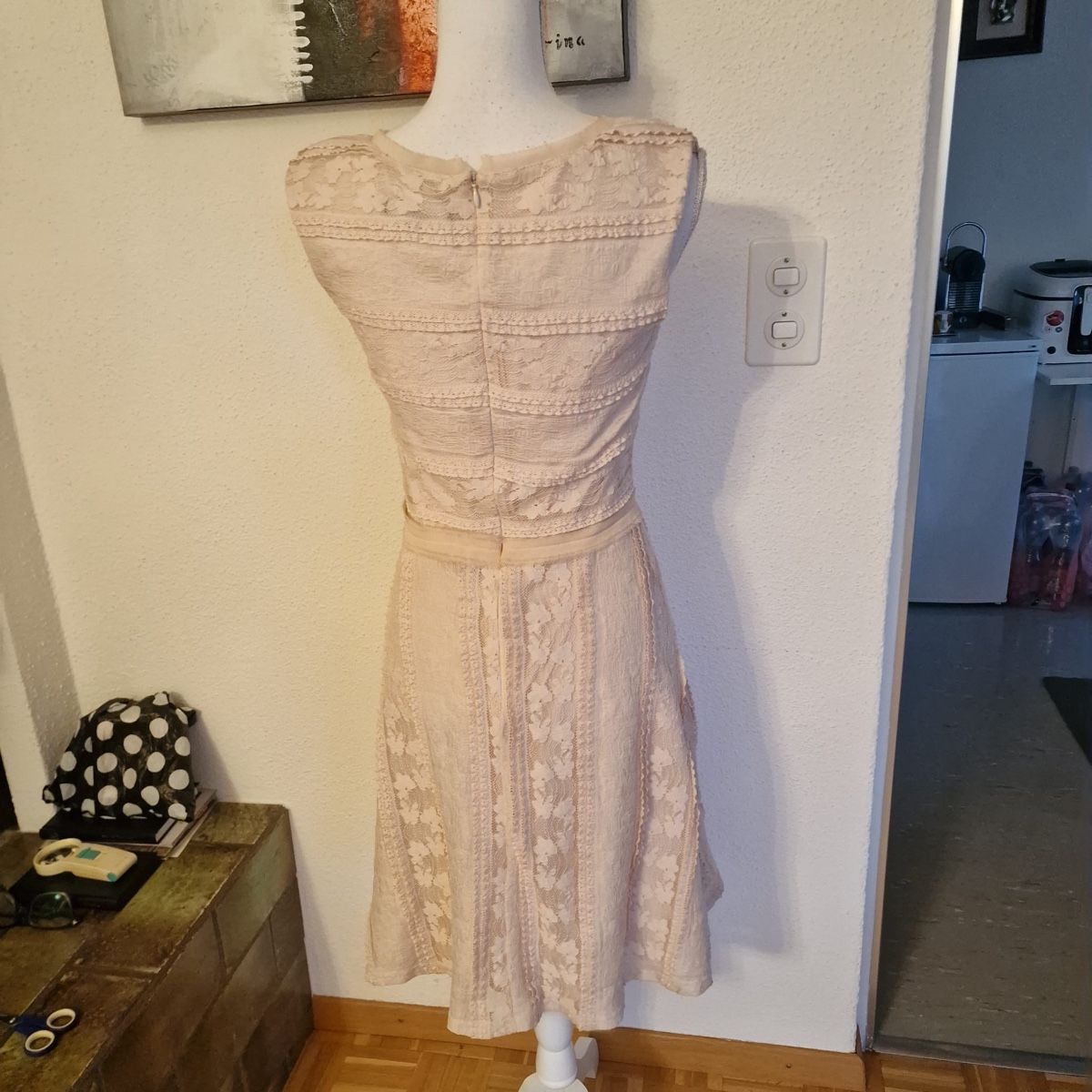 Comma Vestiti: comma Sommer Kleid mit Spitzen gr.34 – Usato da St. Gallen venduto da mania03 1