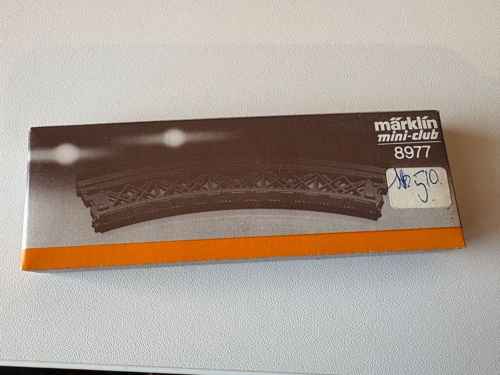 MÄRKLIN SPUR Z 8977 RAMPENSTÜCK GEBOGEN (2) OVP (Gebraucht) in ...