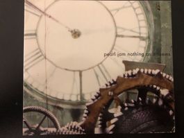 Pearl Jam - Nothing at it seems